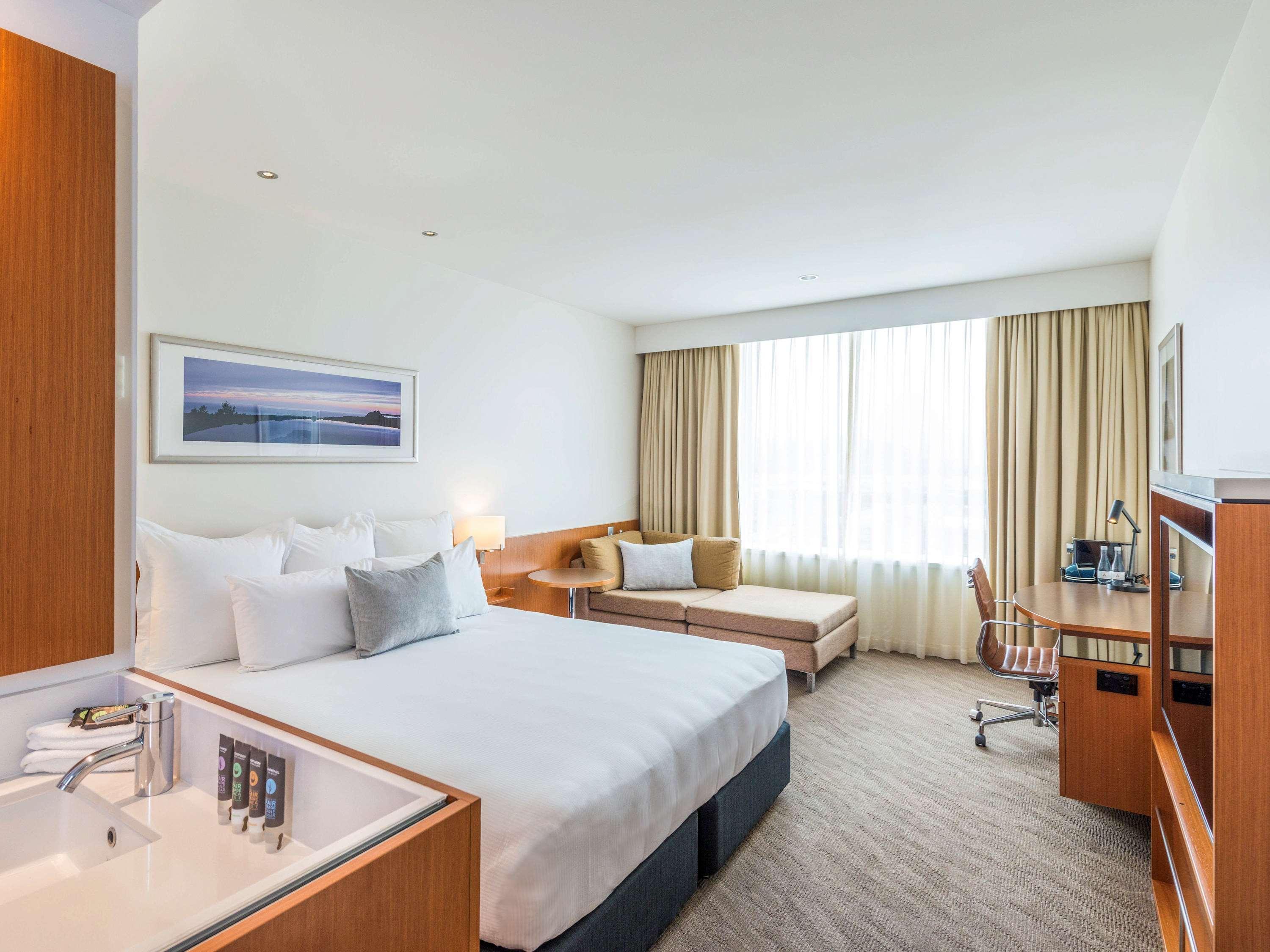Novotel Christchurch Cathedral Square Esterno foto